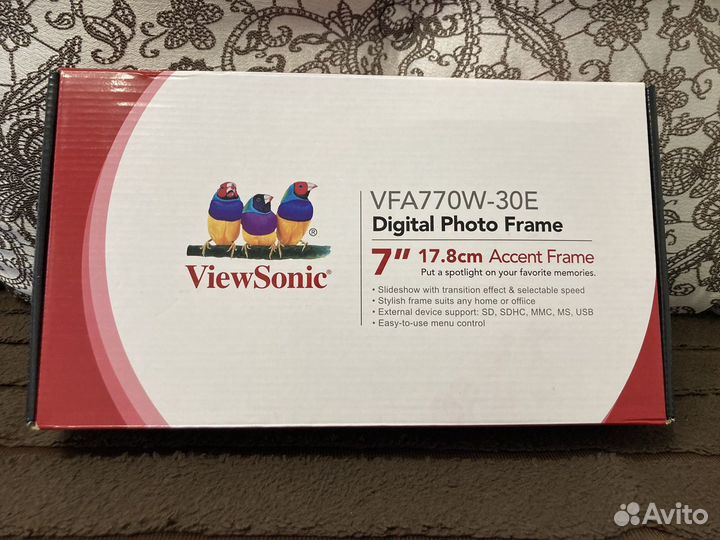 Цифровая фоторамка ViewSonic vfa770w-30E