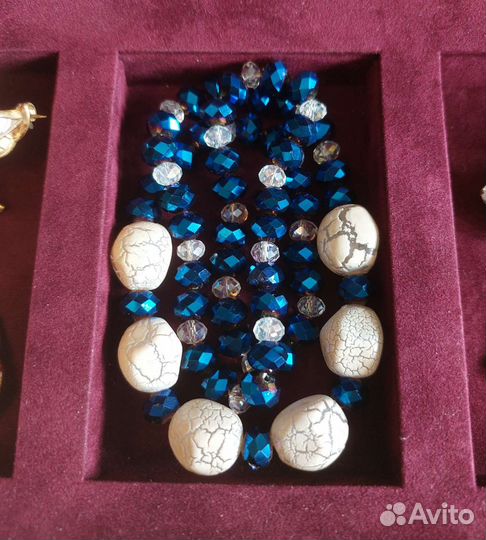 Брошь, бусы винтаж СССР