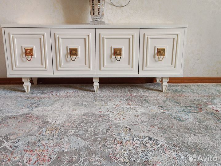 Подставка под телевизор, комод