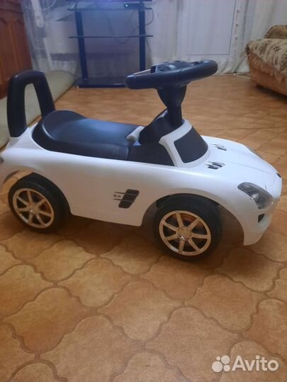 Машинка-каталка