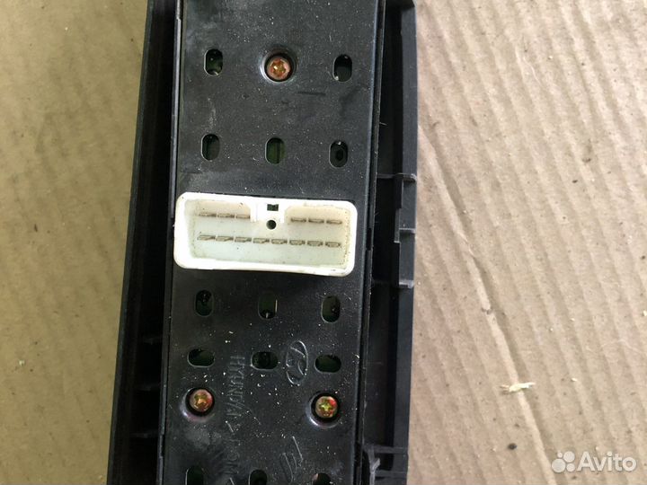 Hyundai Getz кнопки стеклоподъемника