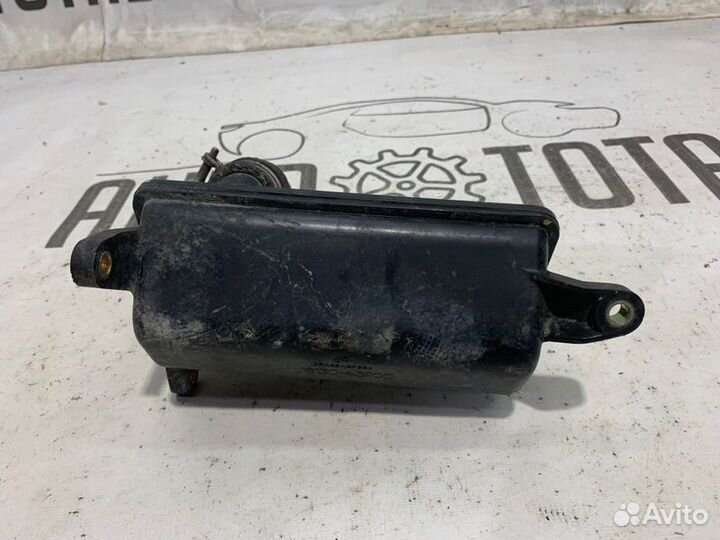 Резонатор воздушного фильтра Nissan Almera Classic