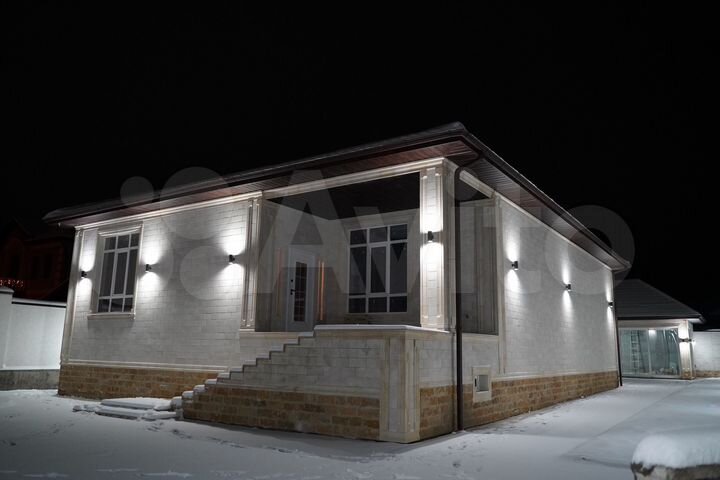 Дом 221 м² на участке 9 сот.