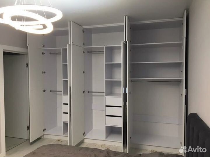 Шкаф в спальню