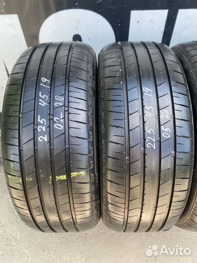 Bridgestone Turanza T005A 225/45 R19