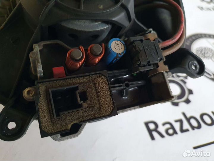 Моторчик печки с резистор отопителя Mercedes W211