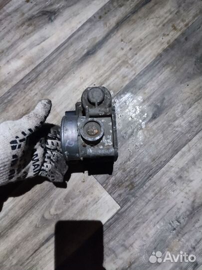 Заслонка дроссельная Nissan QR20DE QR25DE QR20DD