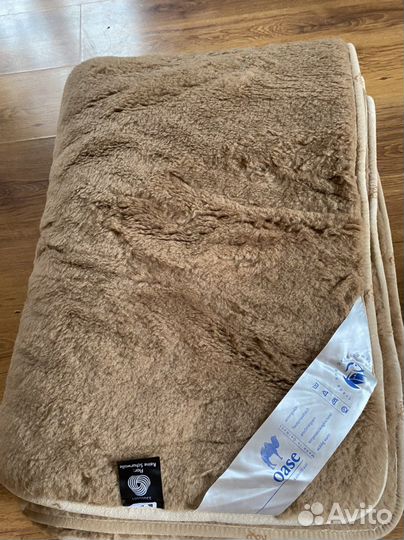 Одеяло из верблюжьей шерсти новое