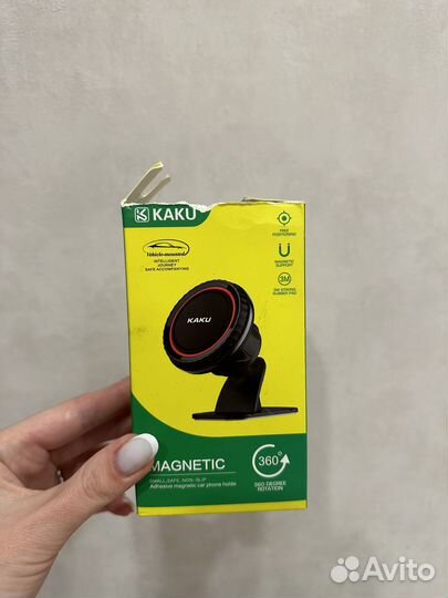 Держатель для телефона в машину