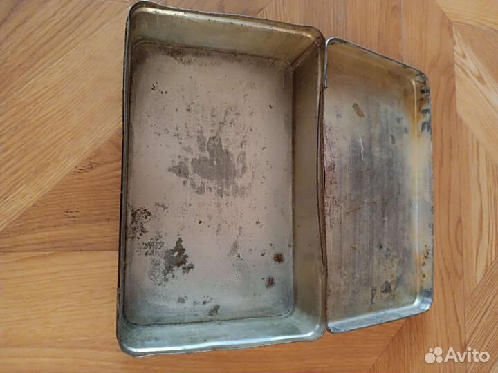 Жестяная шкатулка Уралмашзавод 1958 год