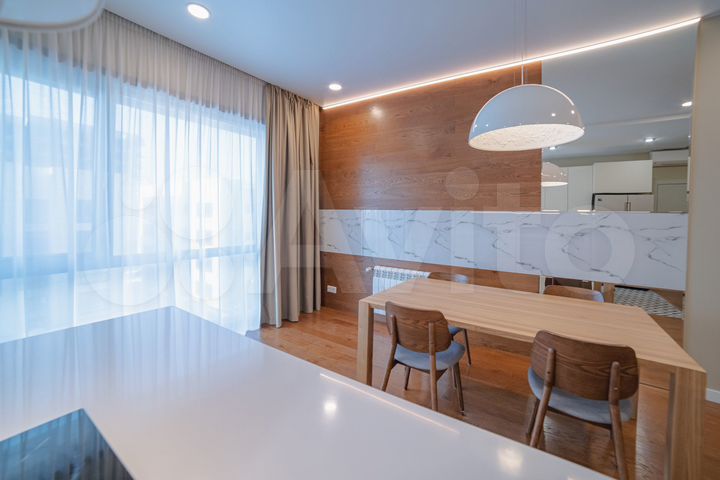 3-к. квартира, 113 м², 4/4 эт.