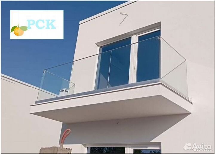 Стеклянные ограждения балкона