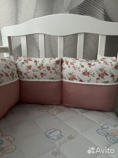 Бортики в детскую кроватку