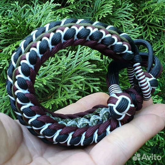 Браслет из паракорда 