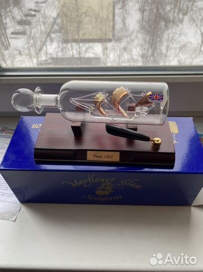 Сувенирный кораблик на стол