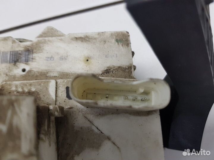 Замок двери задний правый (Mercedes-Benz M-class)