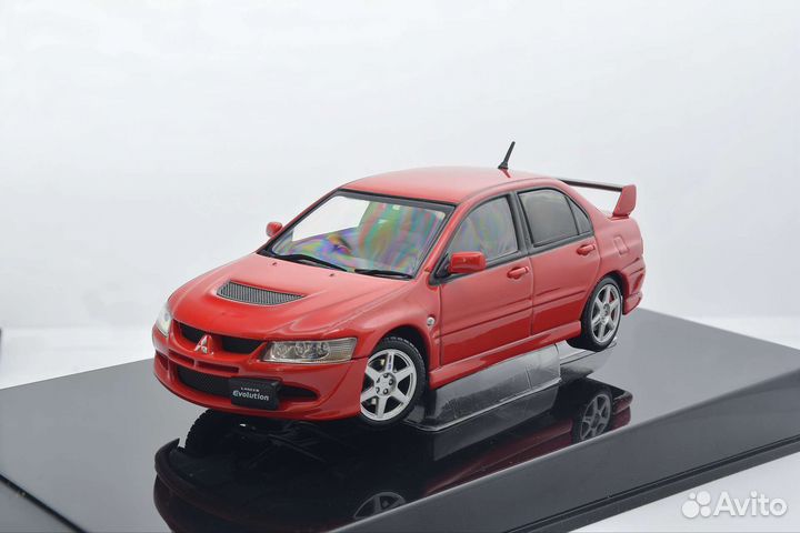 Autoart 1:43 Mitsubishi Lancer Evolution viii