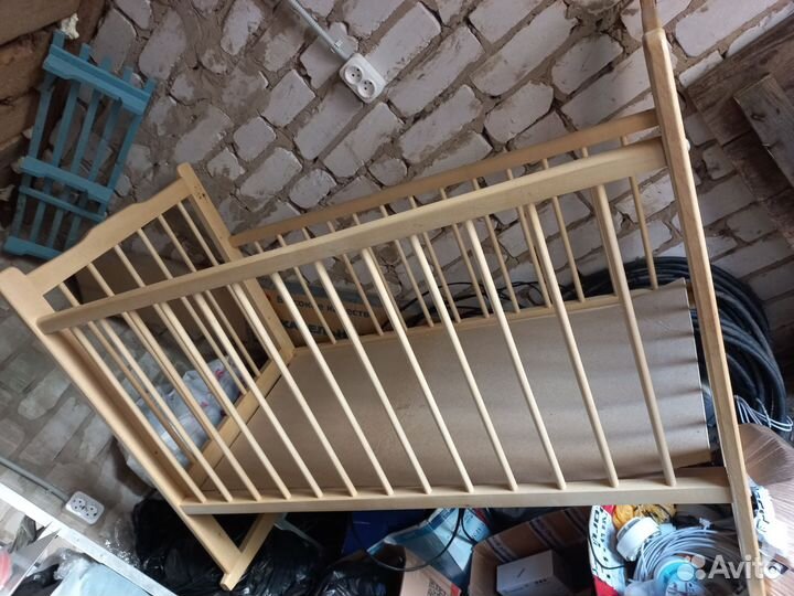 Детская кроватка