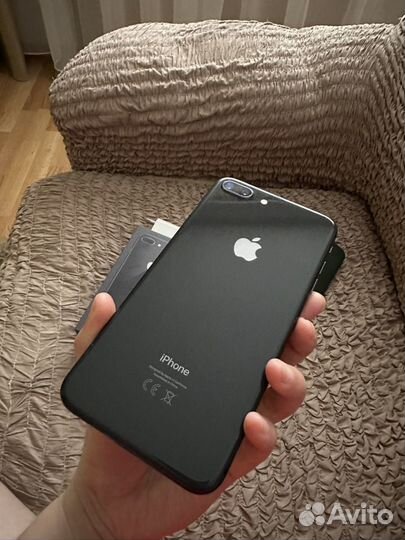 iPhone 8 Plus, 64 ГБ