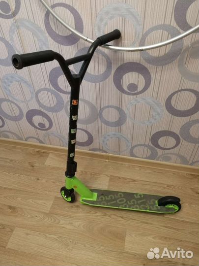 Продам трюковой самокат