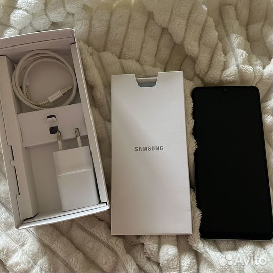 Samsung Galaxy A31, 4/64 ГБ