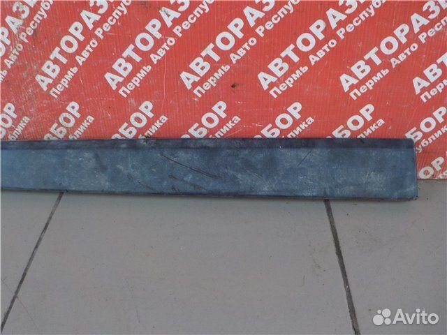 Молдинг двери передний левый LADA Vesta Sw Cross