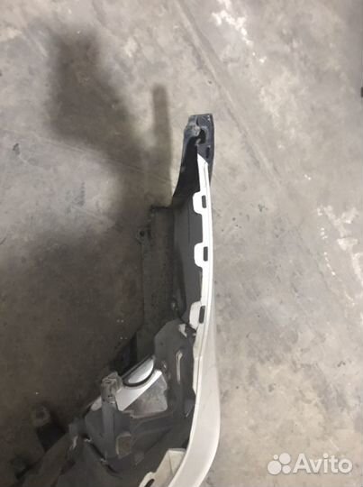 Бампер передний Subaru XV 2