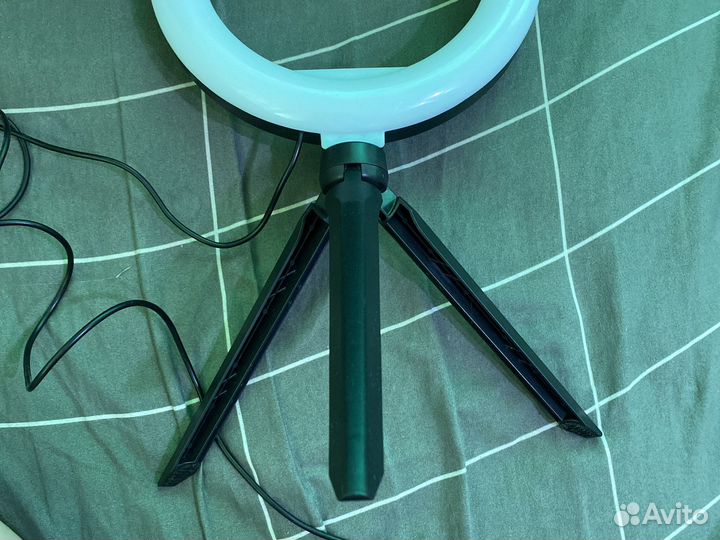 Кольцевая лампа со штативом