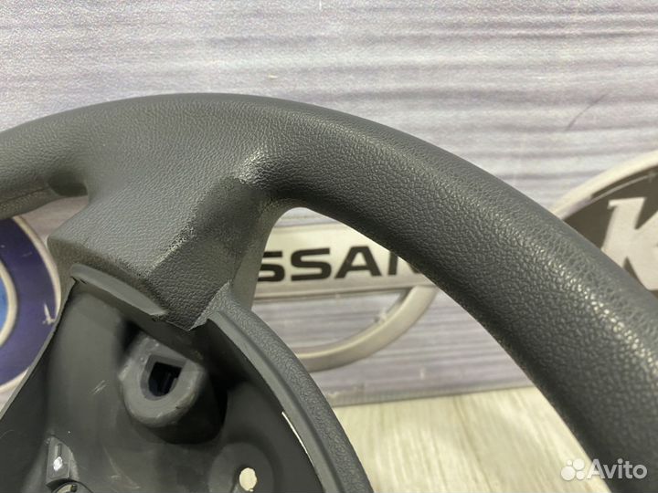 Руль Рулевое колесо Renault sandero