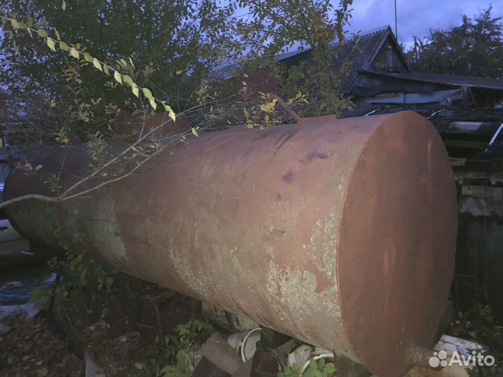 Емкость металлическая 5 кубов