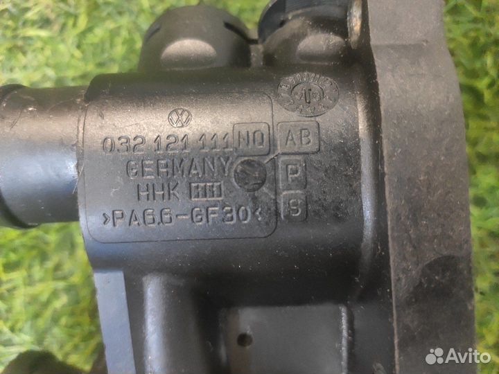 Корпус термостата Volkswagen Golf 4 1J