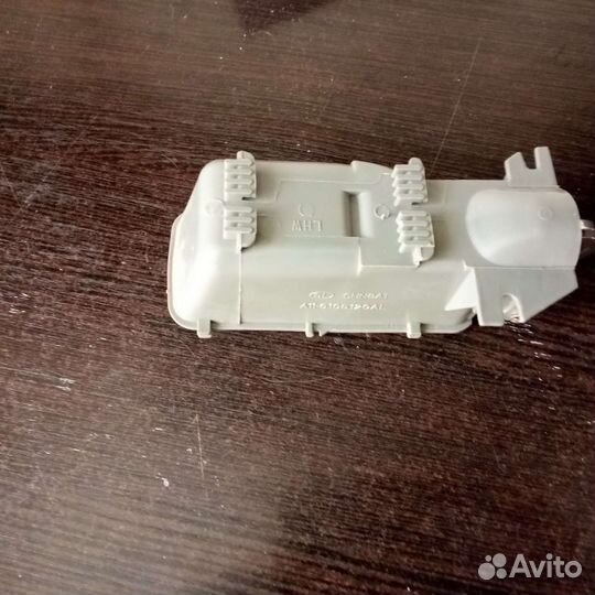 Ручка двери