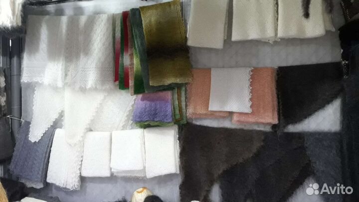 Пуховые шали, косынки, паутинки, платки