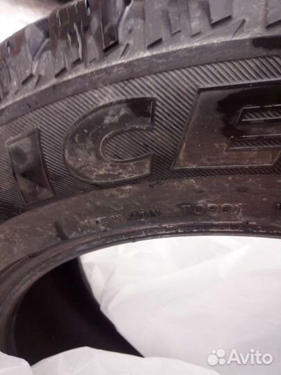Bridgestone Ice Cruiser 7000 225/55 R17 102