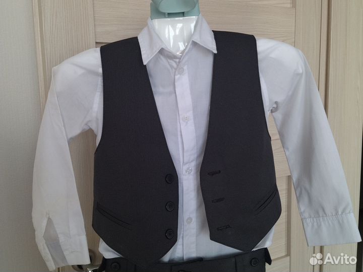 Брюки, рубашка, жилетка 110