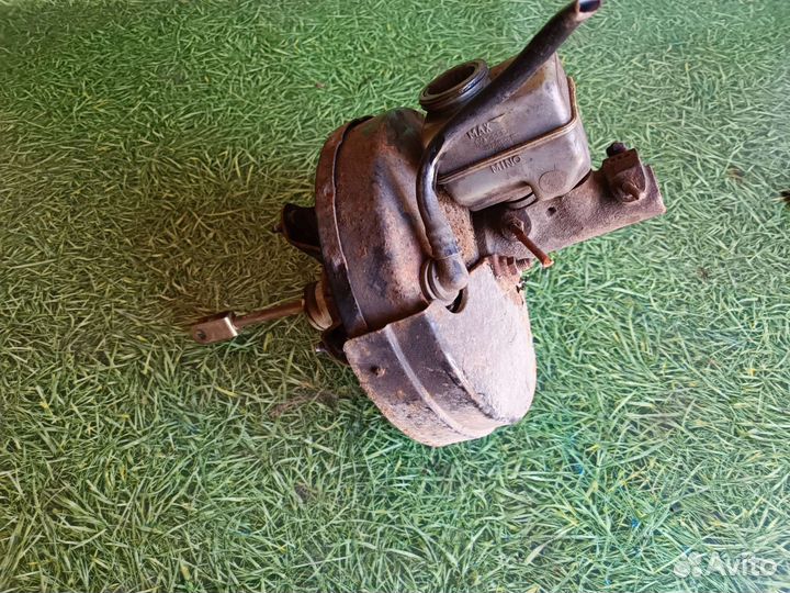 Вакуумный усилитель тормозов Фольксваген пассат б4