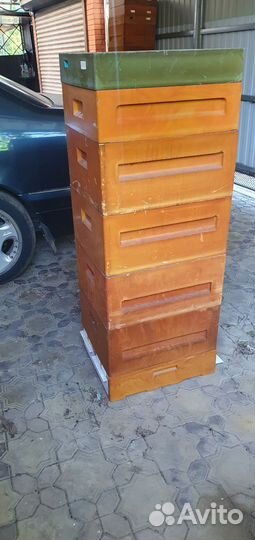 Ульи, медогонка, воскотопка и другое для пчеловод