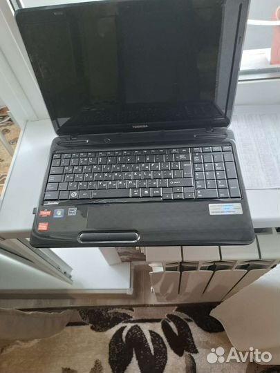 Ноутбук toshiba