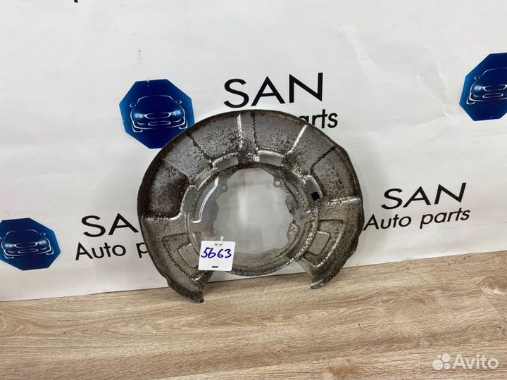 Пыльник тормозного диска задний Bmw X5 E70 N52B30