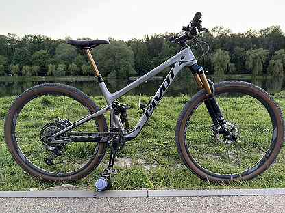 Pivot trail 429 xt/xtr 2023 велосипед