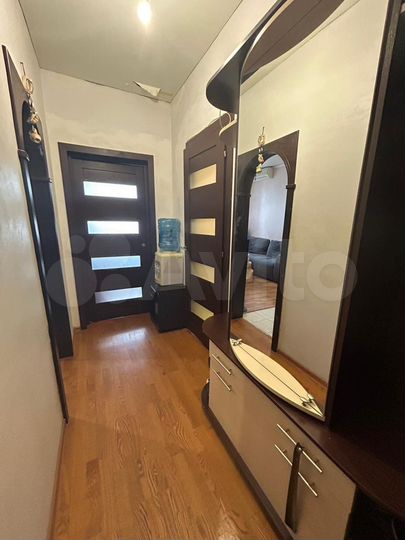 4-к. квартира, 37 м², 6/6 эт.