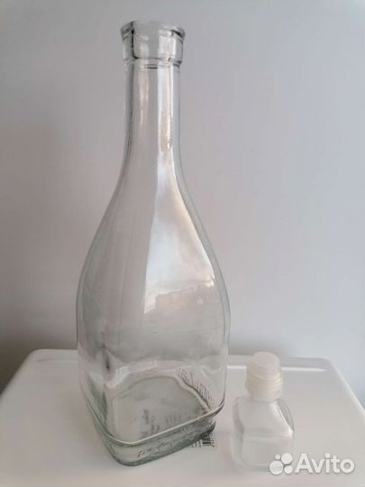 Бутылка стеклянная