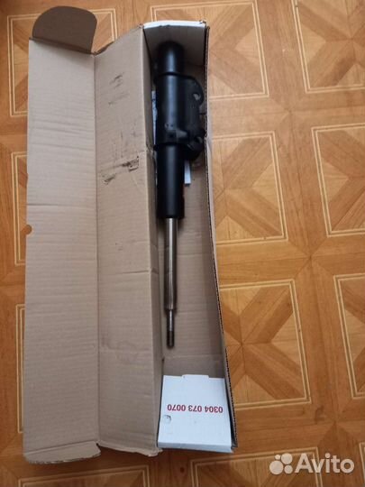 Амортизатор на мерседес спринтер