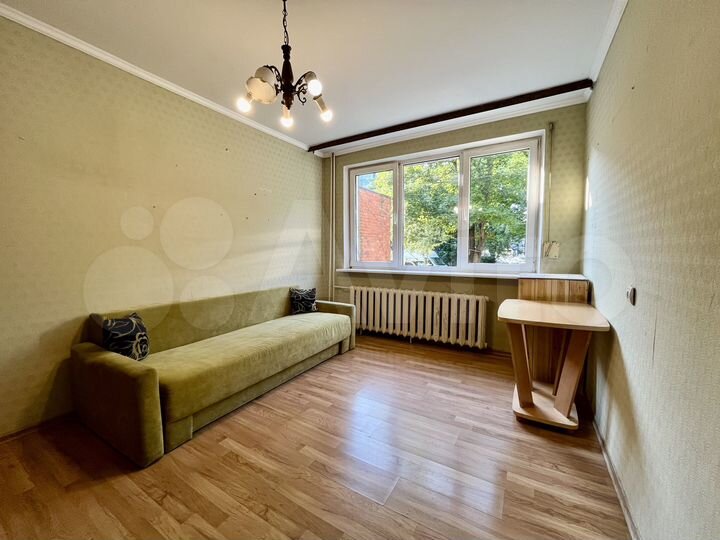 3-к. квартира, 65 м², 1/8 эт.