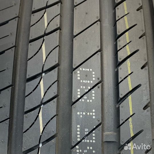 Grenlander L-Zeal56 235/55 R18 104V