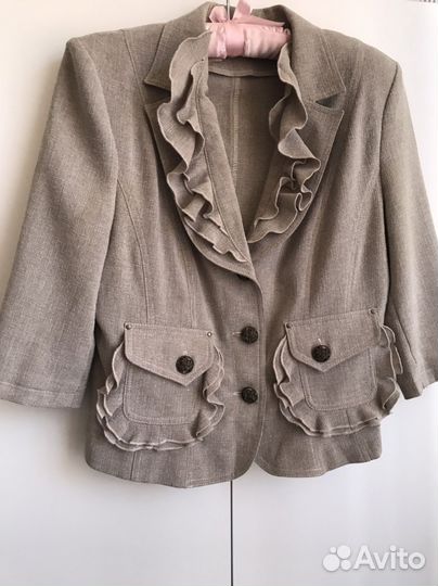 Костюм элегантный