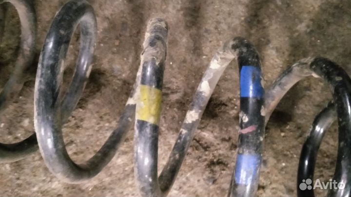 Пружина задняя Hyundai Solaris 2