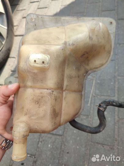 Бачок расширительный Volkswagen Passat B5