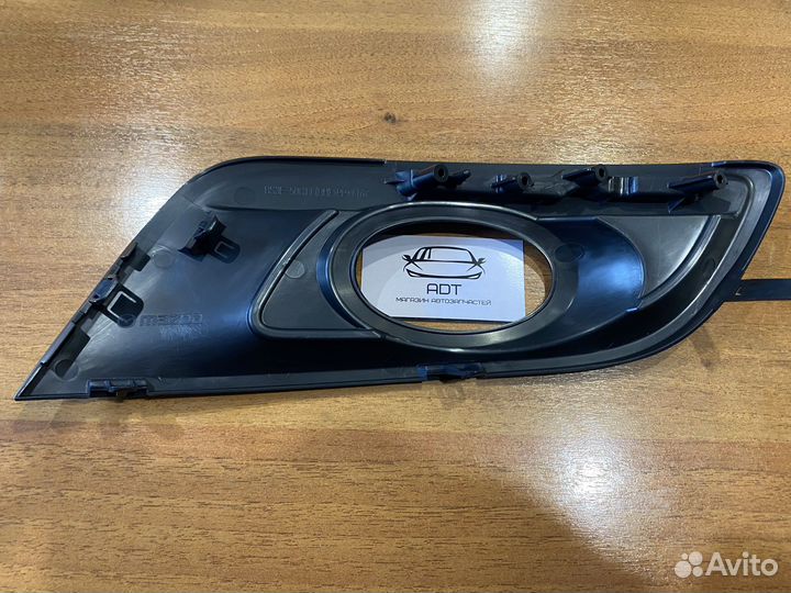 Рамка птф правая Mazda 3 BK 5D хетчбек рестайлинг