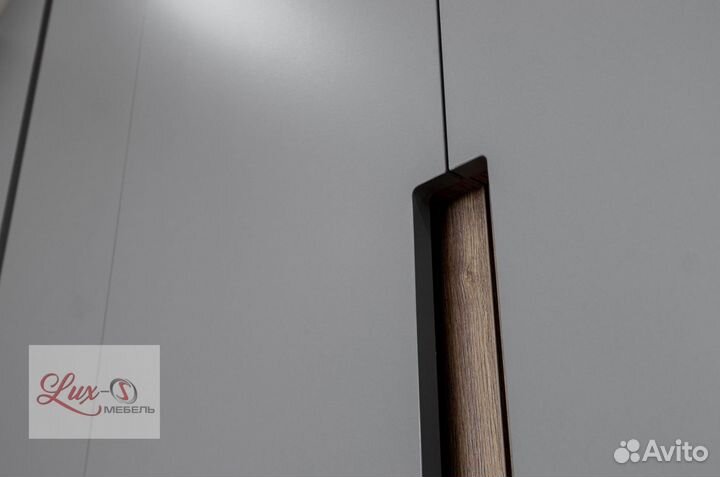 Шкаф купе встроенны на заказ